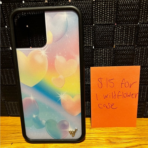 1 wildflower case in good shape - Picture 1 of 1